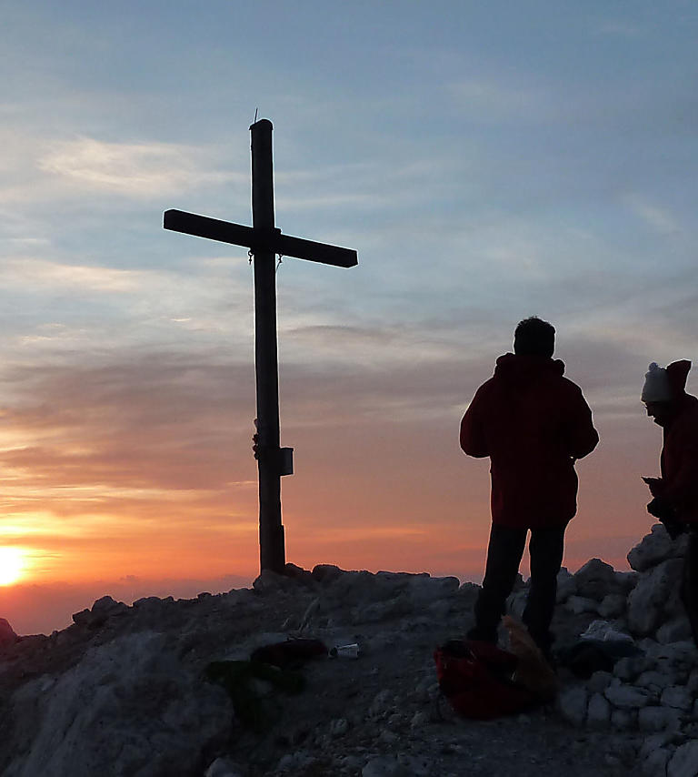 Alba sul Sass de Putia - Alto Adige L’alba sul Sass de Putia: quando il cielo pare in fiamme